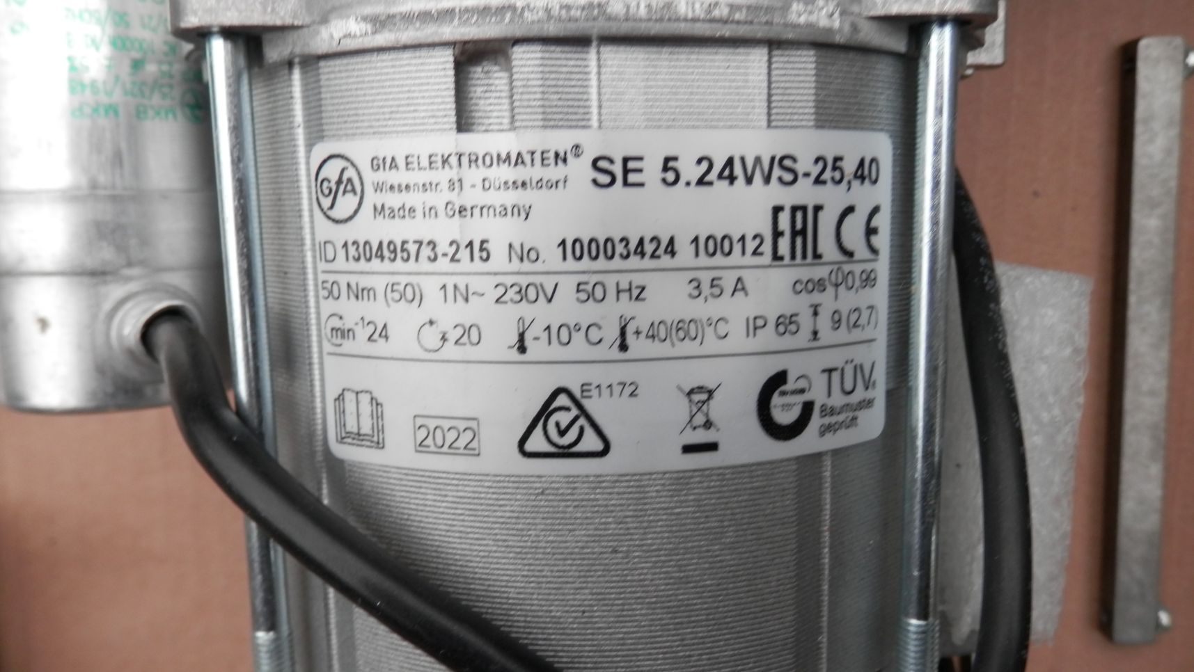 Napęd bramy segmentowej garażowej GFA SE 5.24WS 230V